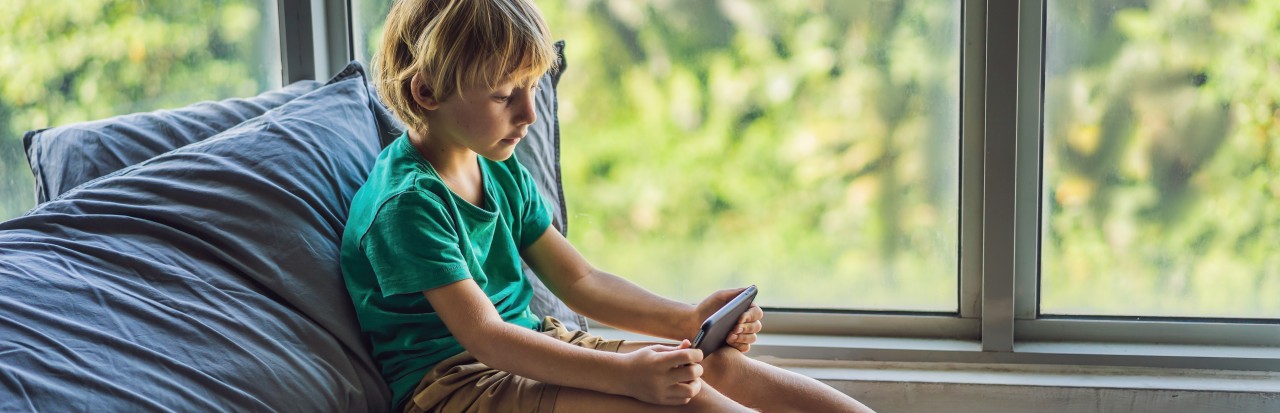 Quel est le bon âge pour le premier smartphone ?